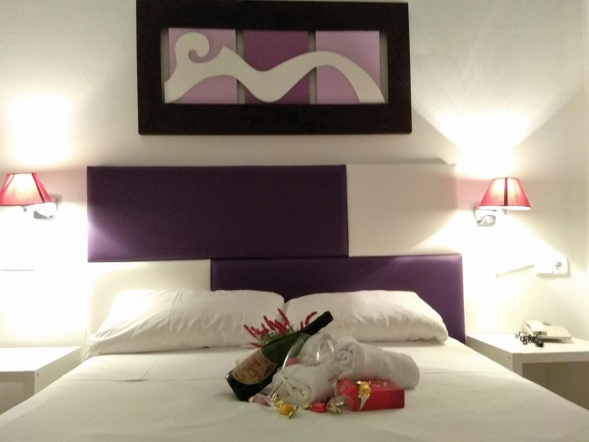 Hotel Restaurante Campomar Algar エクステリア 写真